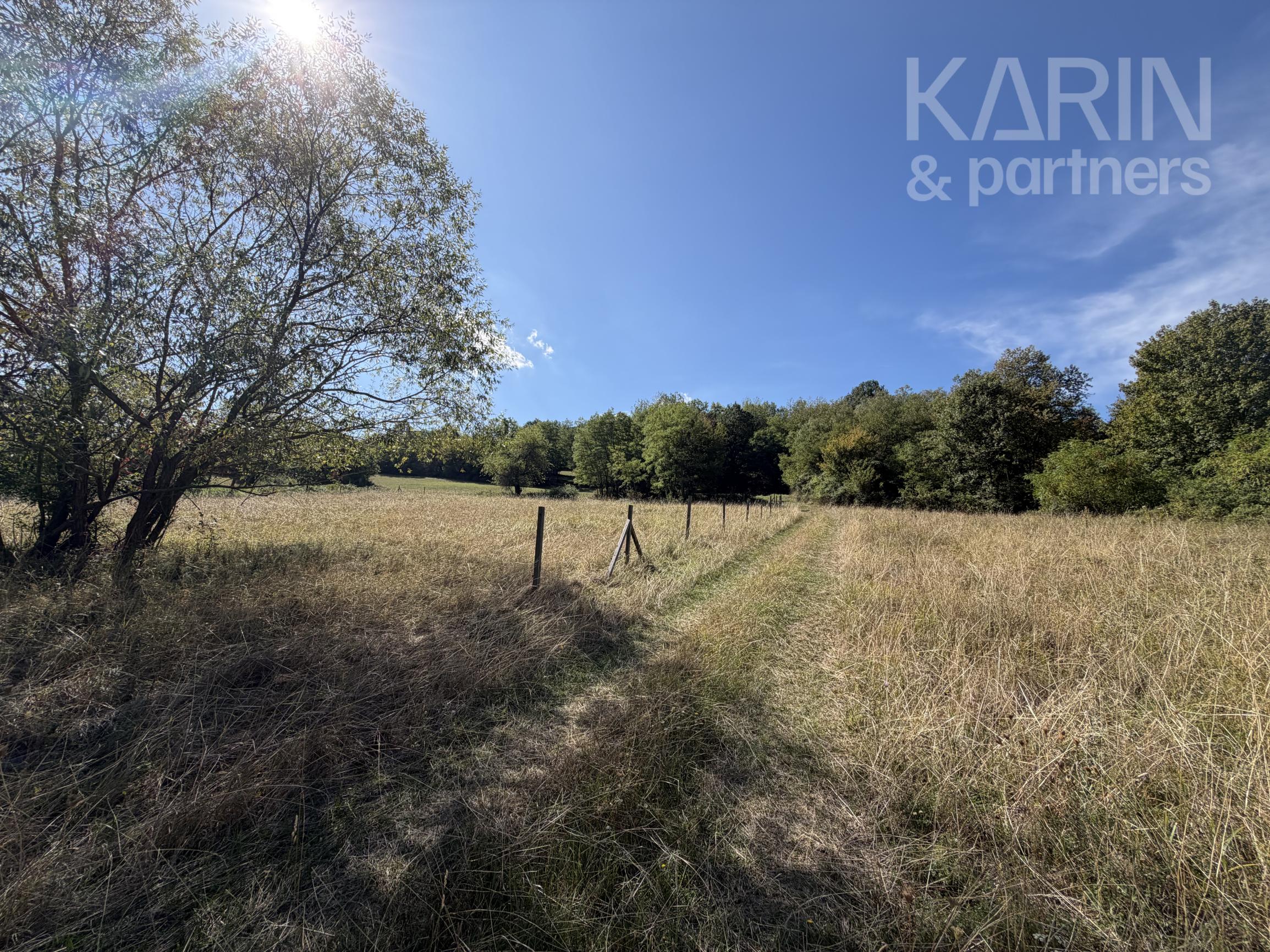 EXKLUZÍVNA FARMA NA SAMOTE – 33 000 m², NOVOSTAVBA DOMU, ABSOLÚTNE SÚKROMIE | HORNÉ PLACHTINCE | OKRES VEĽKÝ KRTÍŠ