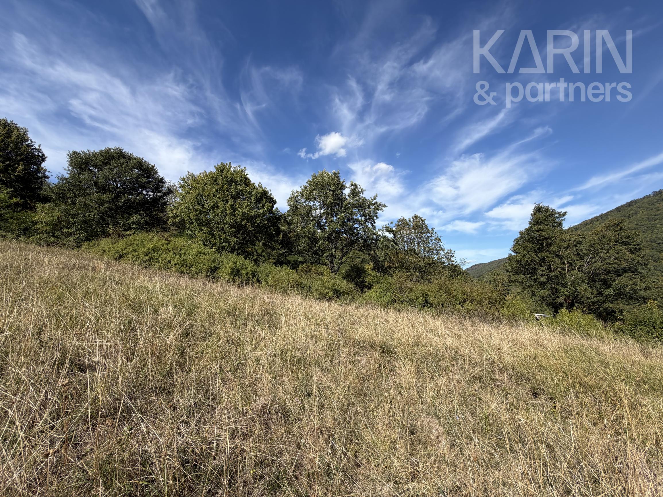 EXKLUZÍVNA FARMA NA SAMOTE – 33 000 m², NOVOSTAVBA DOMU, ABSOLÚTNE SÚKROMIE | HORNÉ PLACHTINCE | OKRES VEĽKÝ KRTÍŠ