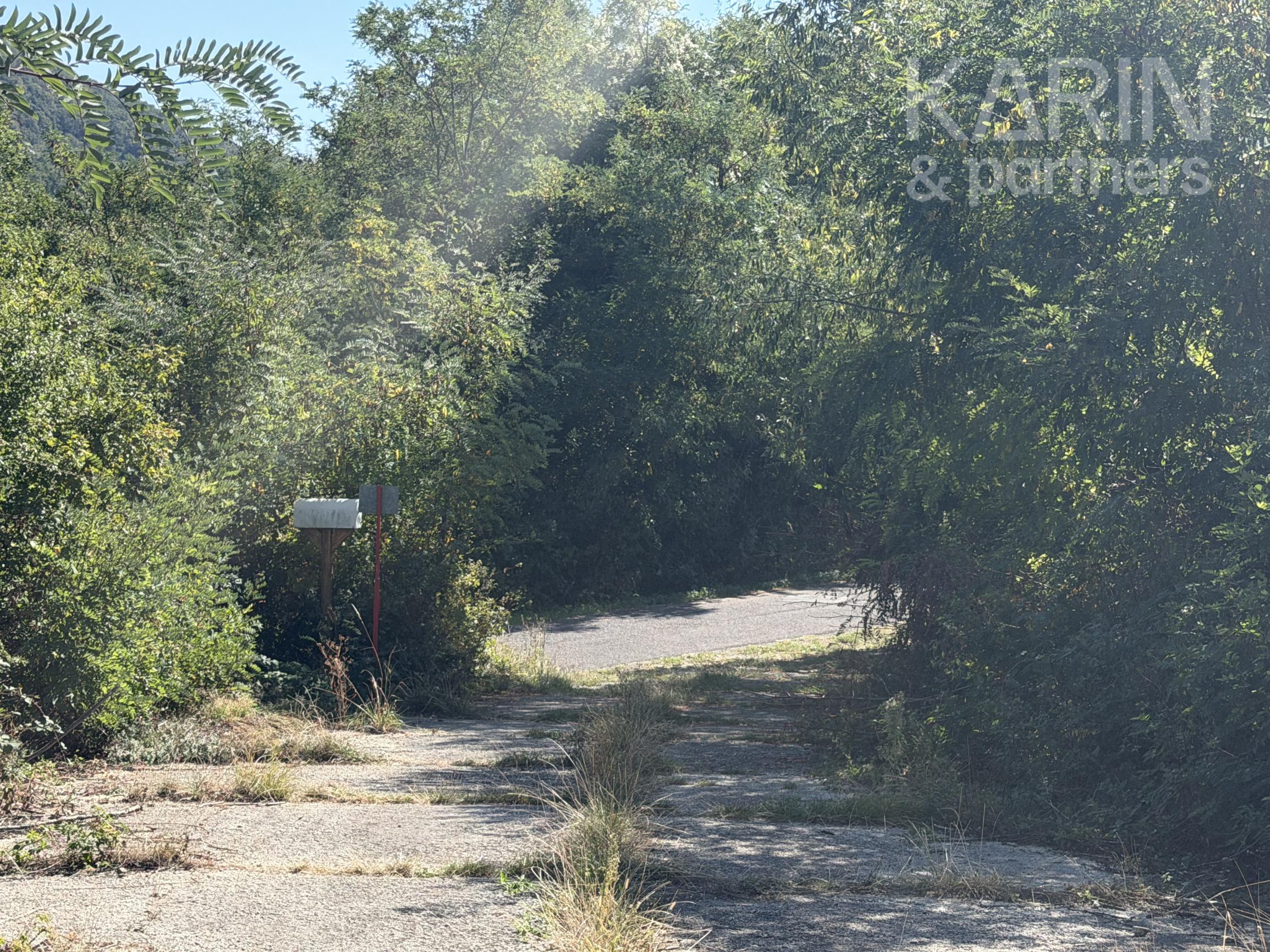 EXKLUZÍVNA FARMA NA SAMOTE – 33 000 m², NOVOSTAVBA DOMU, ABSOLÚTNE SÚKROMIE | HORNÉ PLACHTINCE | OKRES VEĽKÝ KRTÍŠ