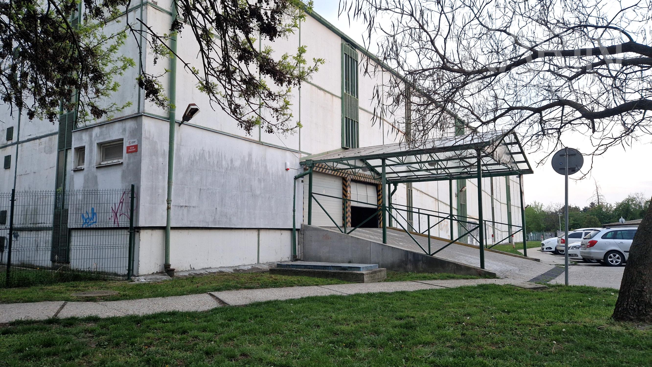 Samostatná garáž v garážovom dome – Lotyšská ul. Podunajské Biskupice