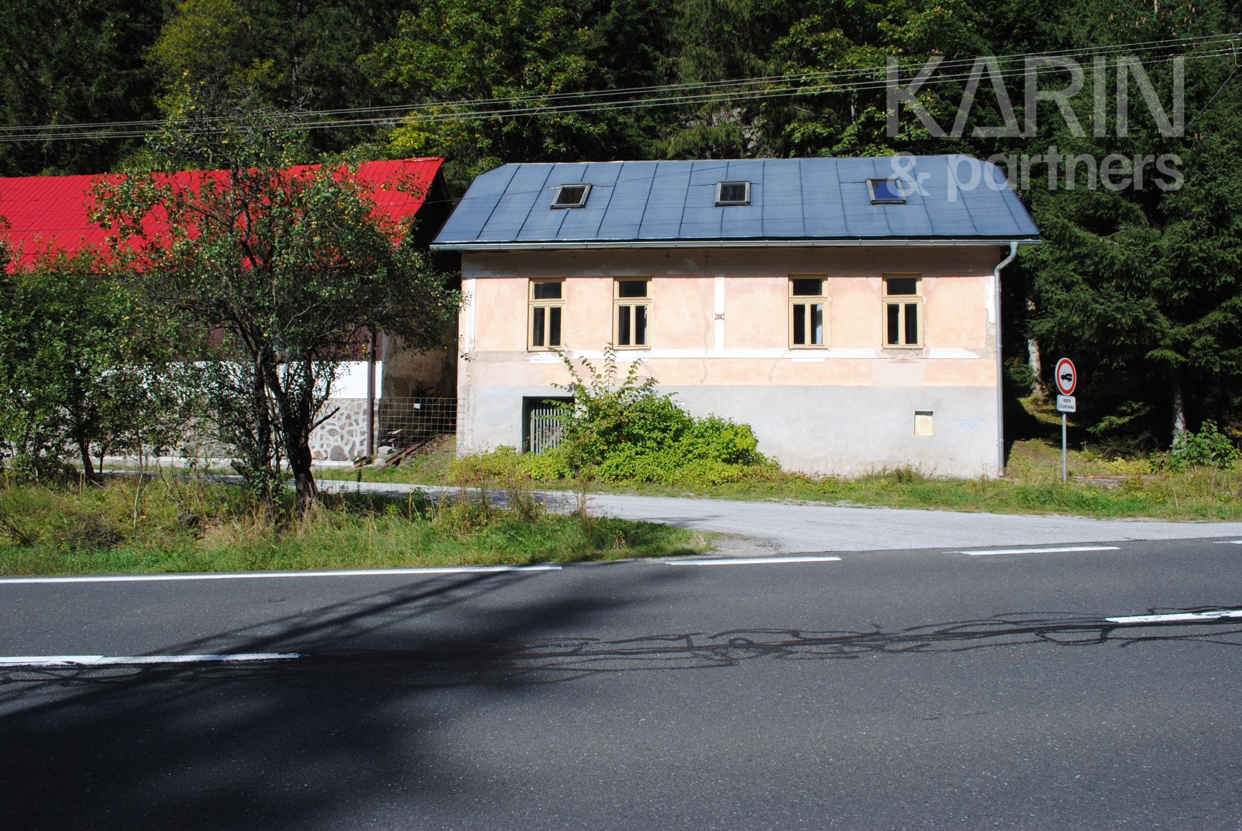 RODINNÝ DOM - CHATA JARABÁ
