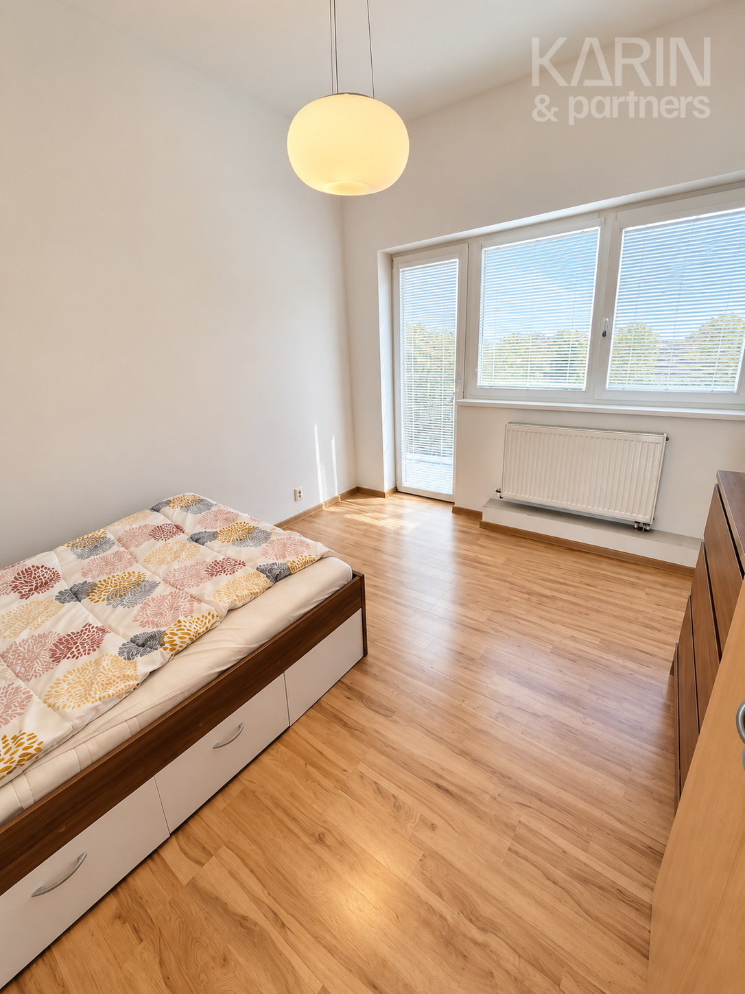 PREDAJ: 5 IZBOVÝ RODINNÝ DOM - 405 M2 POZEMOK - BRATISLAVA - NOVÉ MESTO