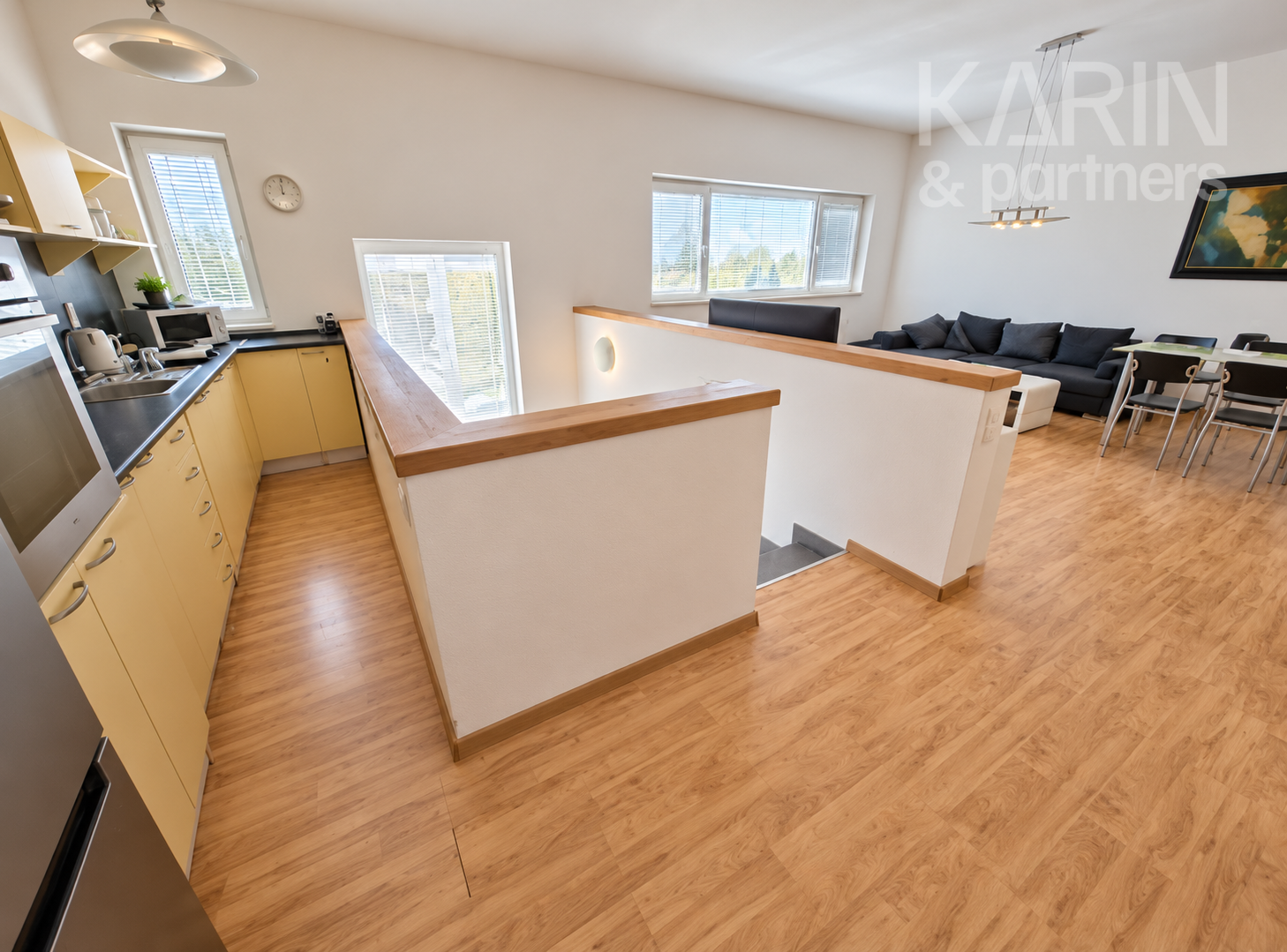 PREDAJ: 5 IZBOVÝ RODINNÝ DOM - 405 M2 POZEMOK - BRATISLAVA - NOVÉ MESTO