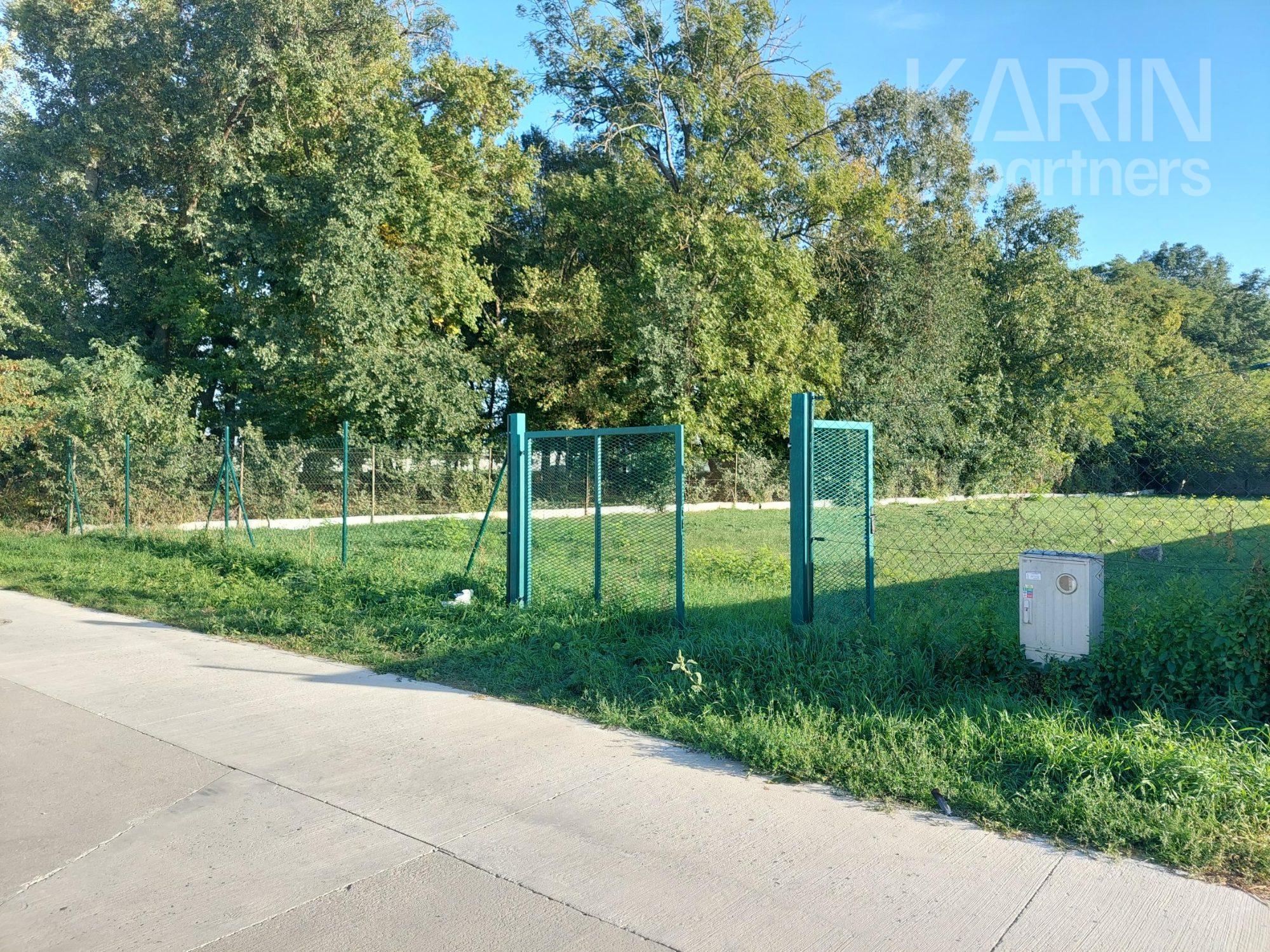 Veľkorysý stavebný pozemok 1 116 m2, všetky inžinierske siete