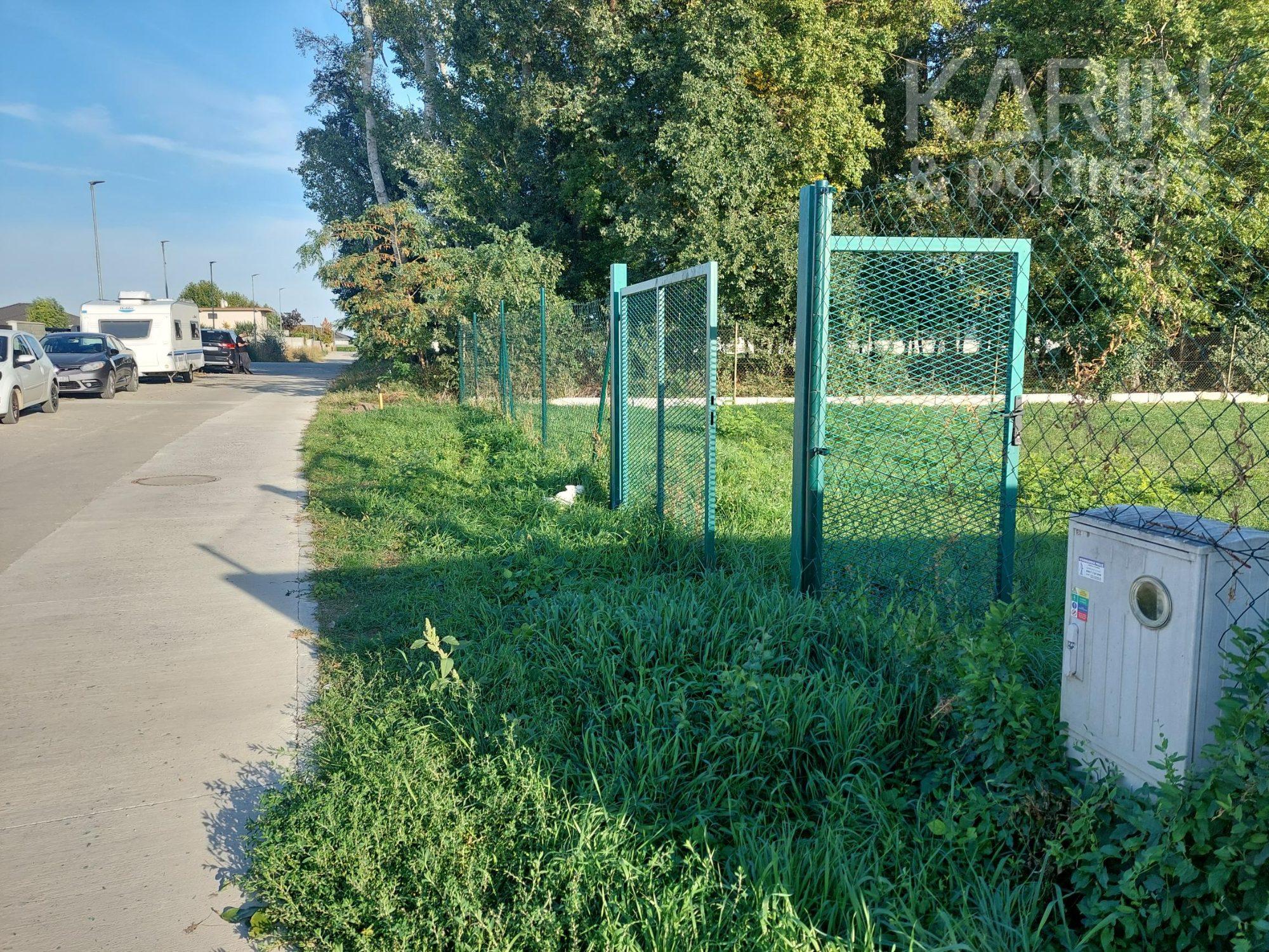 Veľkorysý stavebný pozemok 1 116 m2, všetky inžinierske siete