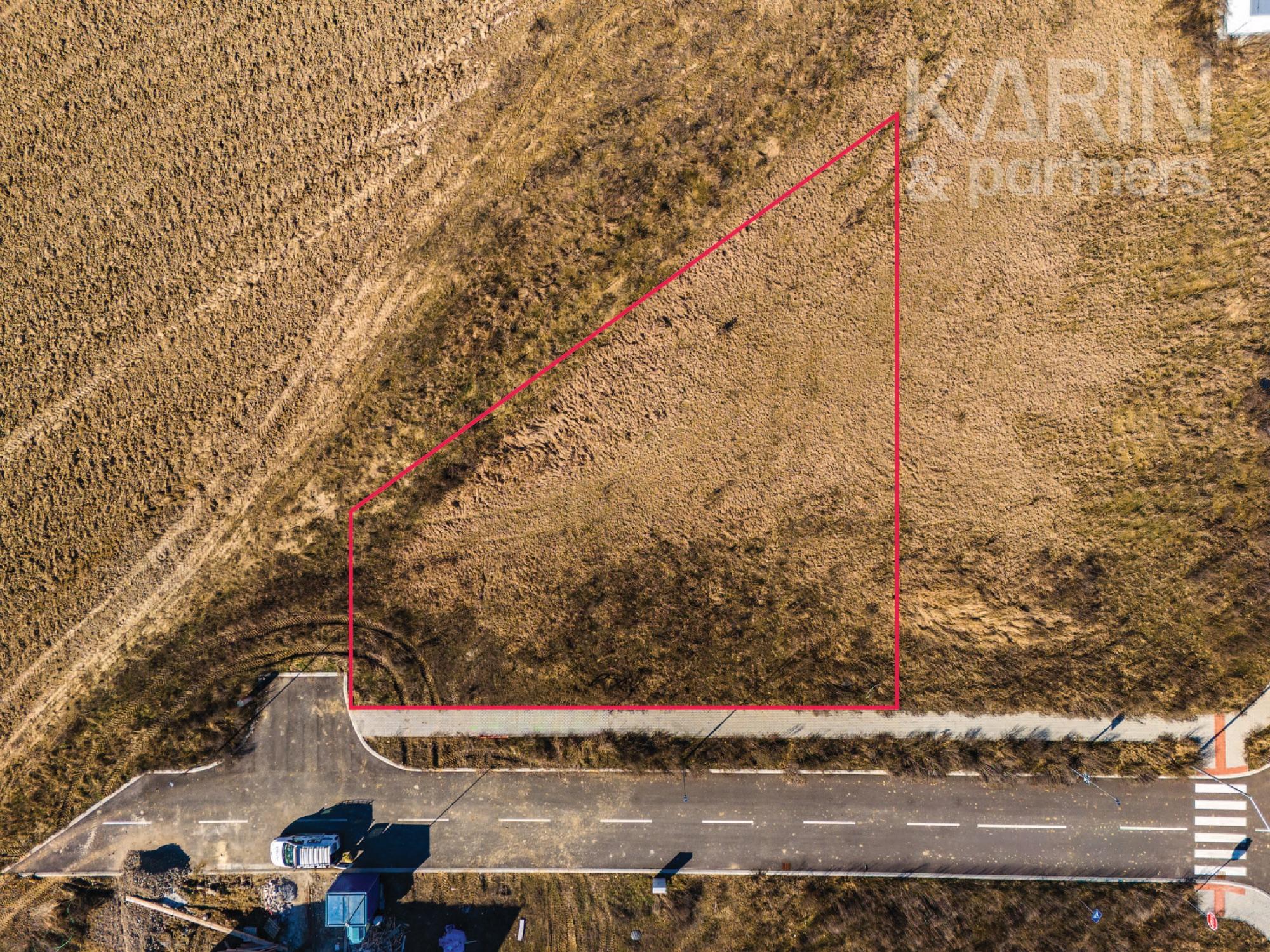 Stavebný pozemok 559 m² v obci Dlhá