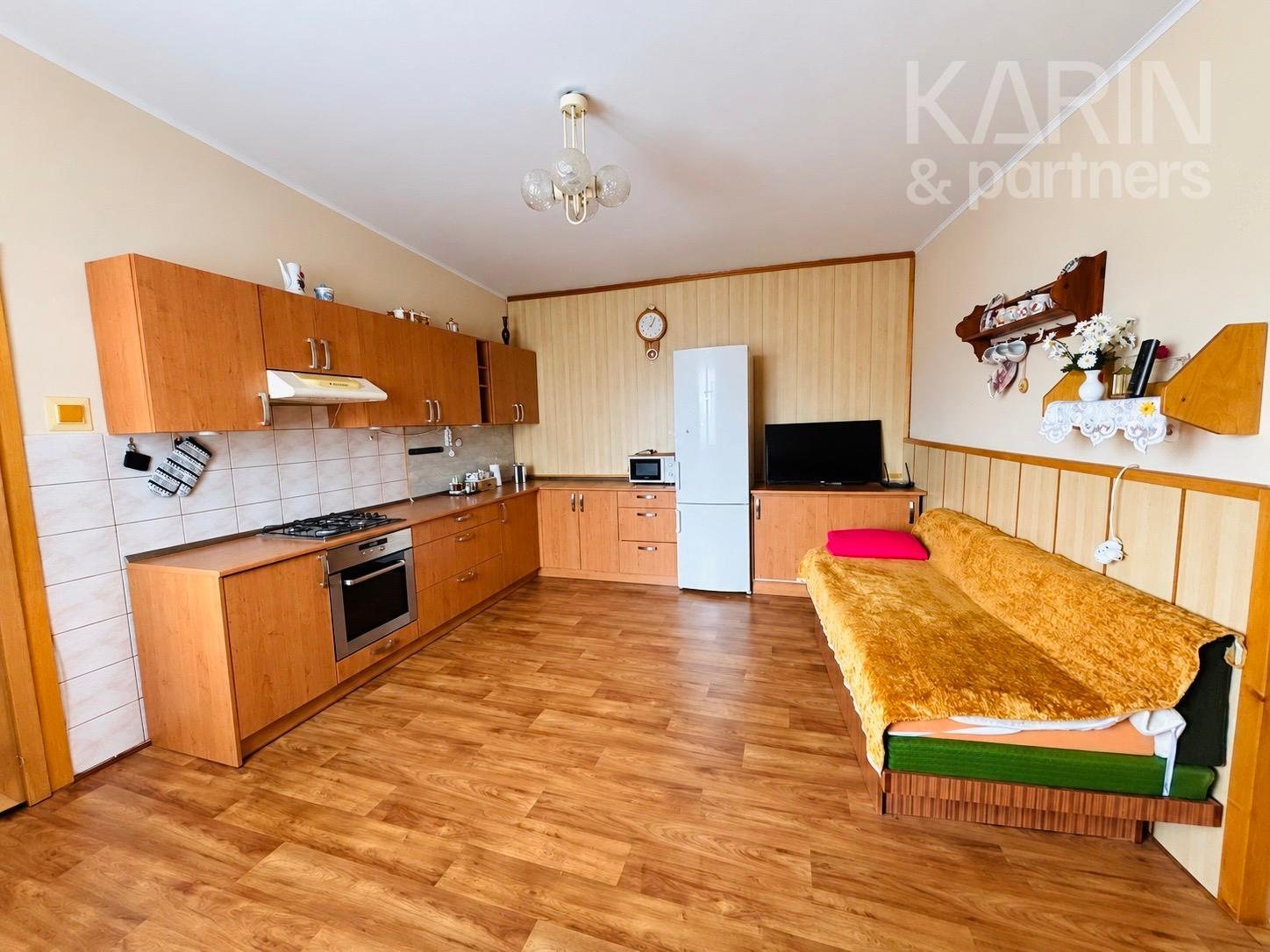 NA PREDAJ 5i RODINNÝ DOM S POZEMKOM 1 650 M² – KOPČANY