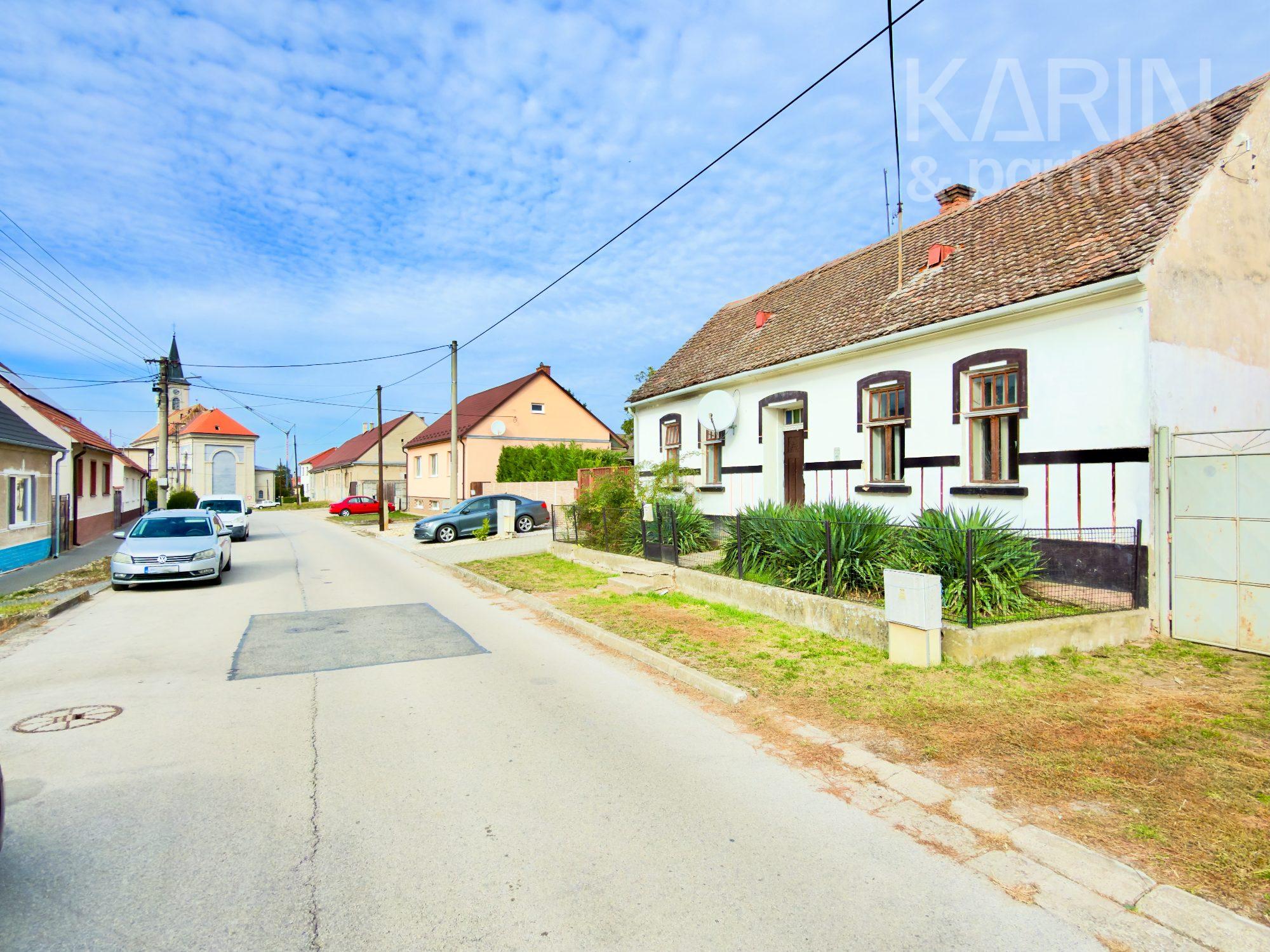 Dom s veľkým potenciálom v Gbeloch – bývanie, chalupa alebo pozemok na výstavbu